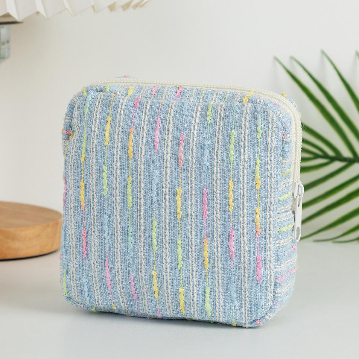 

INS Style Simple Striped Lipstick Pack Mini Cosmetic Bag Tampon Buggy Bag Mini Coin Purse Rainbow Striped Headset Buds Packet 12.5x5x12.5cm світло-синій колір