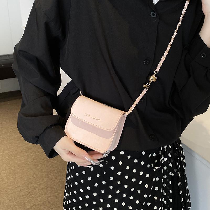 Chic Spring Women's Fashion Chain Crossbody Phone Bag Stylish And Unique Small Square Handbag