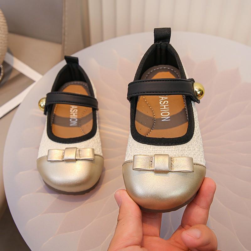 

Новые осенние детские модные стильные и удобные повседневные кожаные туфли на мягкой подошве для маленькой девочки 30 бежевый