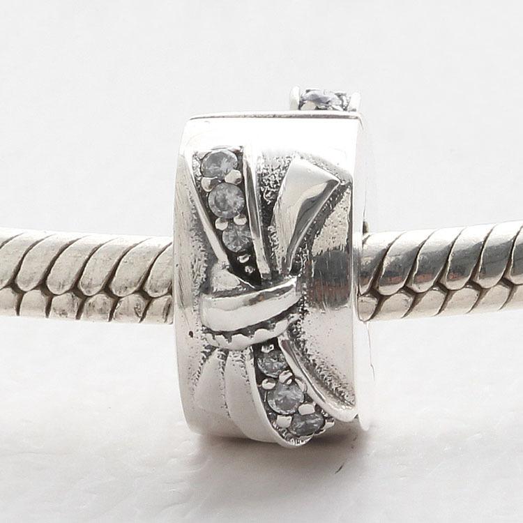New 925 Silver Round Flower Pattern Sparkling Pink Heart-shaped Clip Charm Bead Fit for Bracelet DIY Women's Jewelry