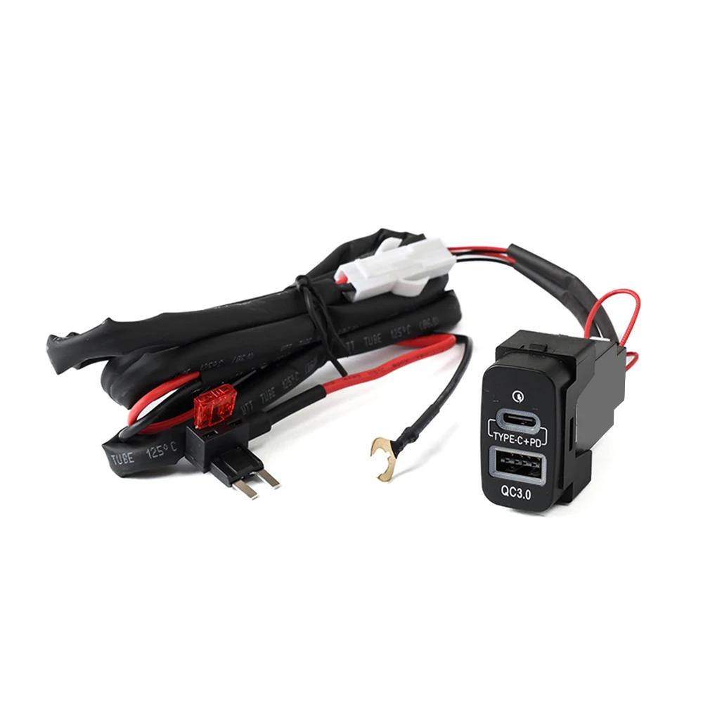 

Швидкий автомобільний зарядний пристрій USB Type-C PD + гніздо Type A для Mitsubishi Outlander Lancer EX Pajero Sport ASX V73 V93 V97 Зарядка телефону CHINA чорний