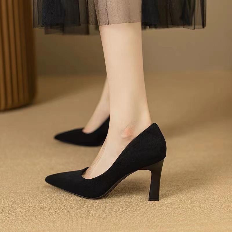 

French high heels women s 2025 new breathable etiquette work shoes pointed black high heels not tired feet single shoes 43