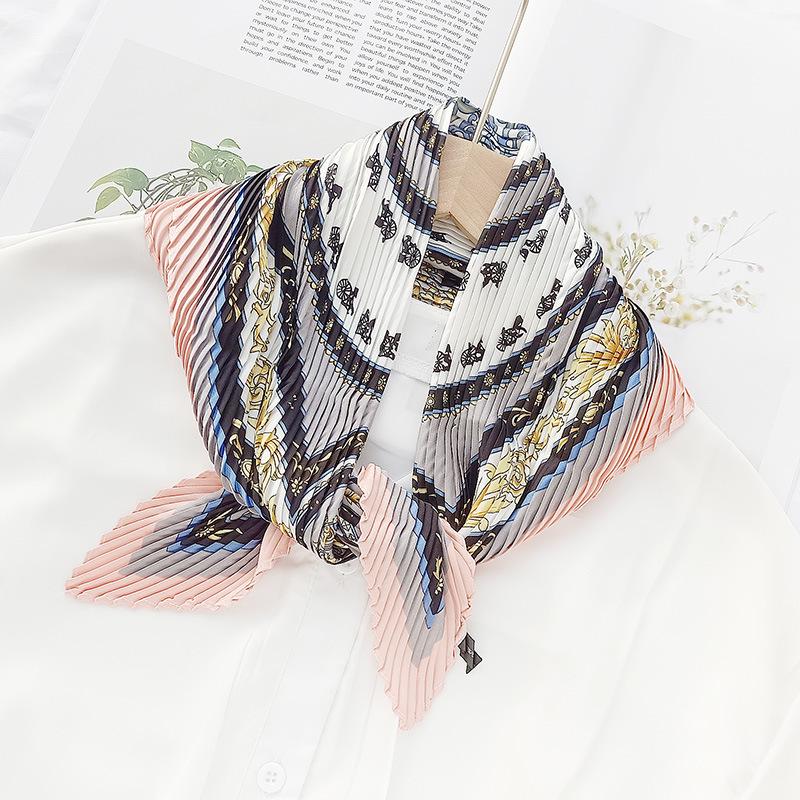 Retro Color Block Crinkled Square Scarf - 70cm Pleated Neckerchief in Imitation Silk for Women