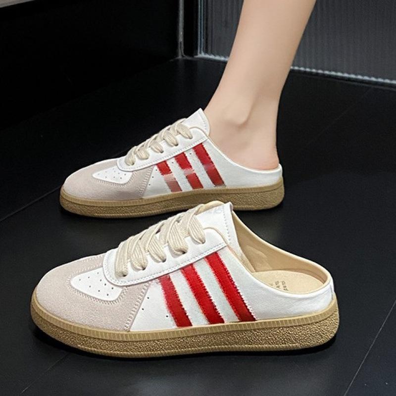 

Fashion and comfortable German training shoes are popular 2025 shoes for women, wearing white shoes outside, thick soles and one pedal, lazy shoes for 35 красный