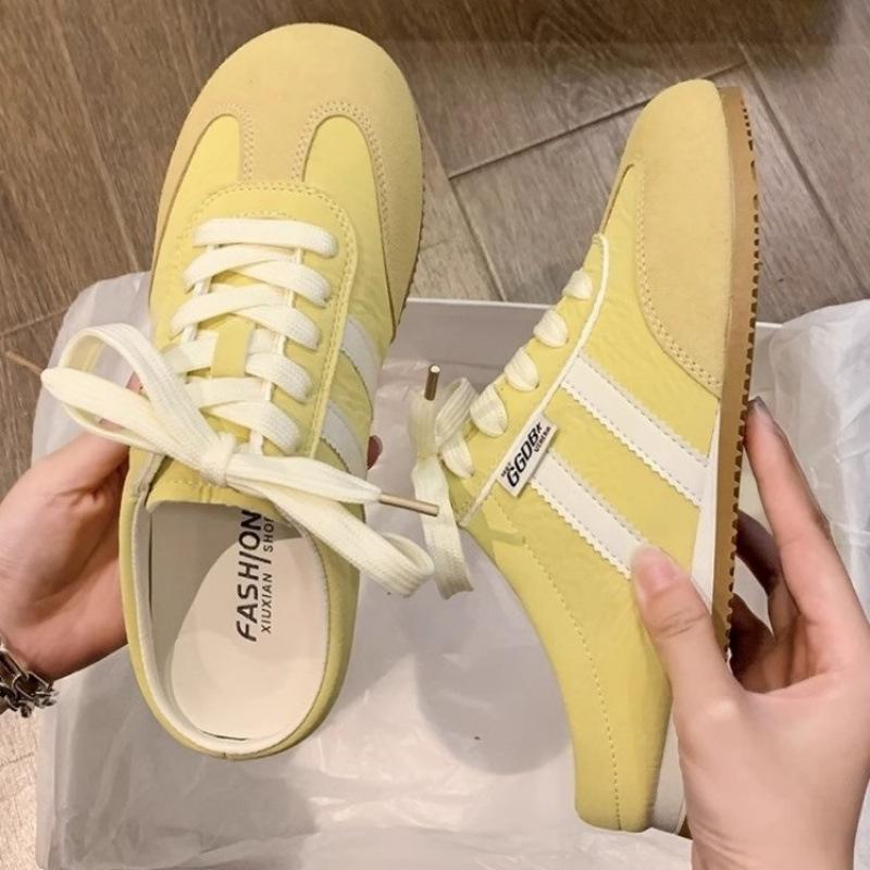 Popular Comfortable Little White Shoes Female Students 2025 Summer Wear Fashionable Versatile One-pedal Lazy Shoes