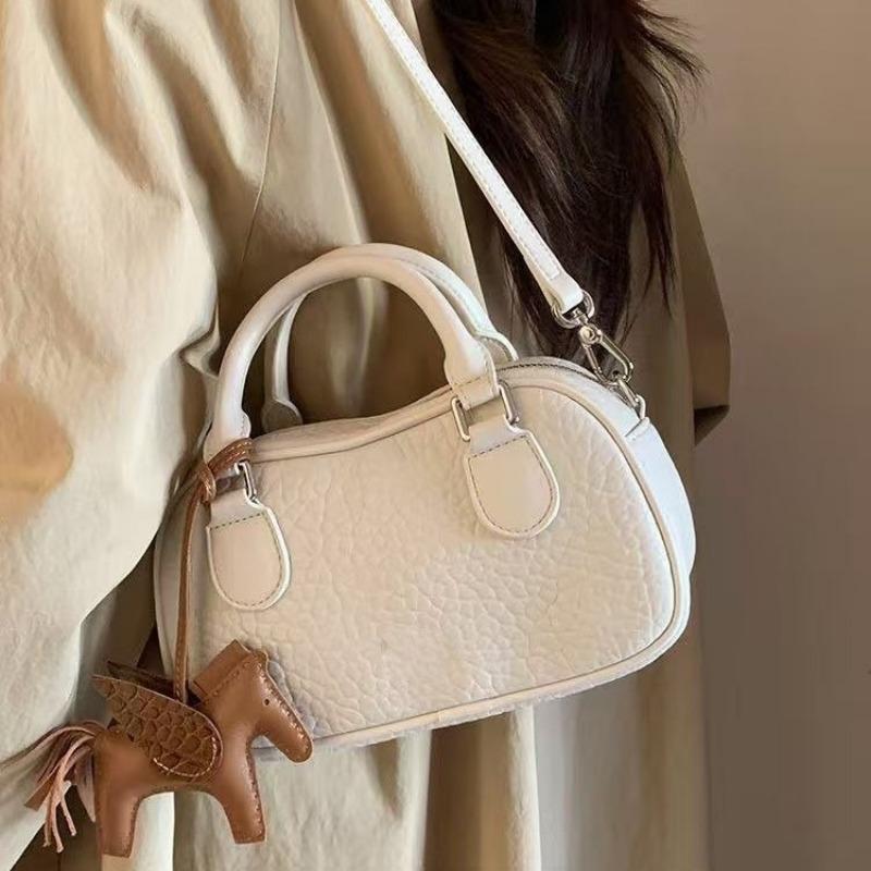 Hand-held Pillow Bag, Small Handbag, Fashionable Pillow Bag, Boston Handbag