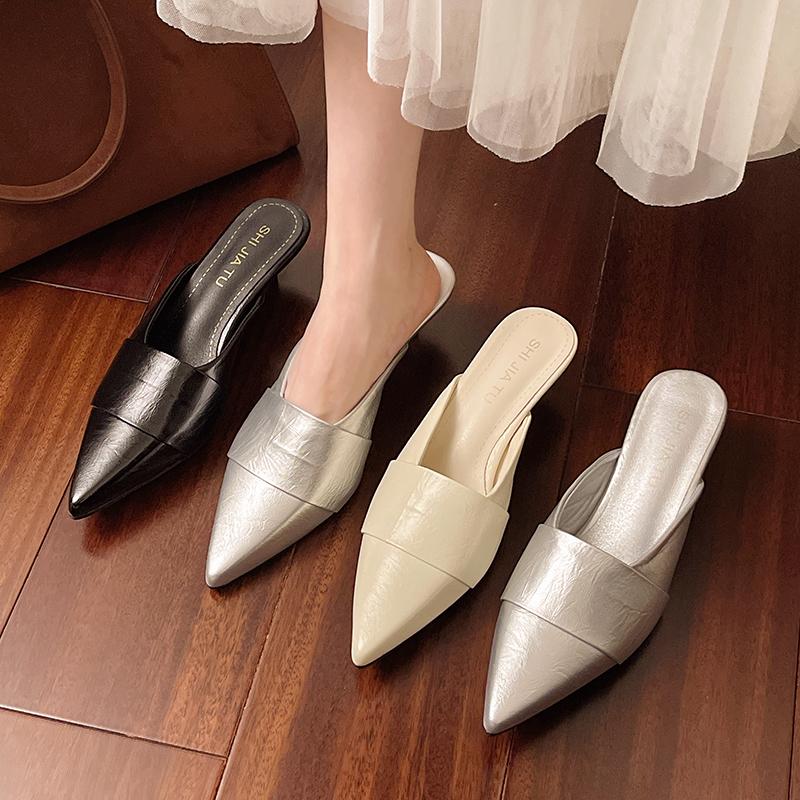 New Stiletto Pointed Toe Fashion Outside Wear Sandals and Slippers Versatile Comfortable Slip with Skirt Baotou Half Slippers