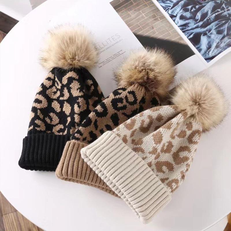 Women Hat Outdoor Warm and Thick Men Woolen Hat Trendy European American Fashion Leopard Print Curled Edge Wool Ball Knitted Hat