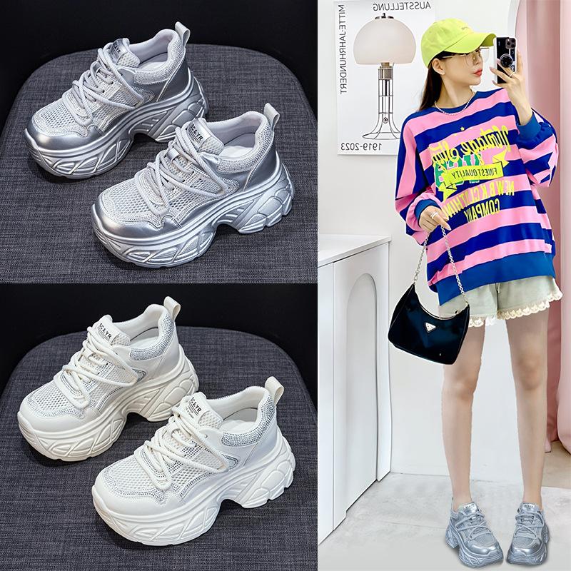 Daddy shoes women 2025 new thick sole height increase 9cm Internet celebrity same casual versatile fashion Feng Shui diamond women's shoes