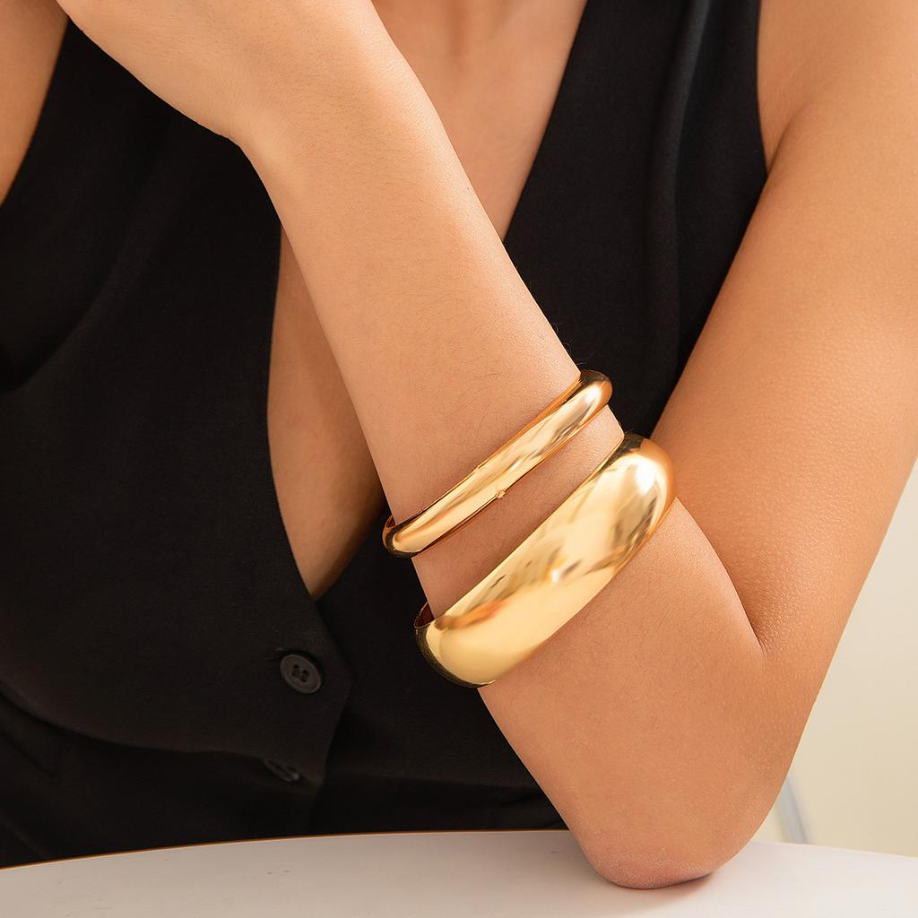 Jewelry Fashion Exaggerated Metal Arc Plain Ring Bracelet Bracelet Wide Face Multi-Layer Simple Bracelet