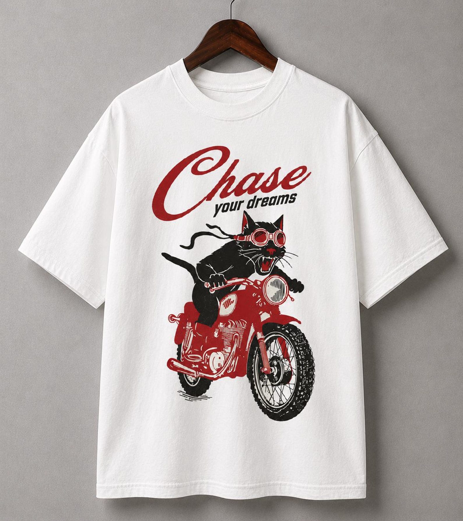 Chase Your Dreams Cat Motorcycle Graphic Tee, Retro Biker Streetwear Shirt L