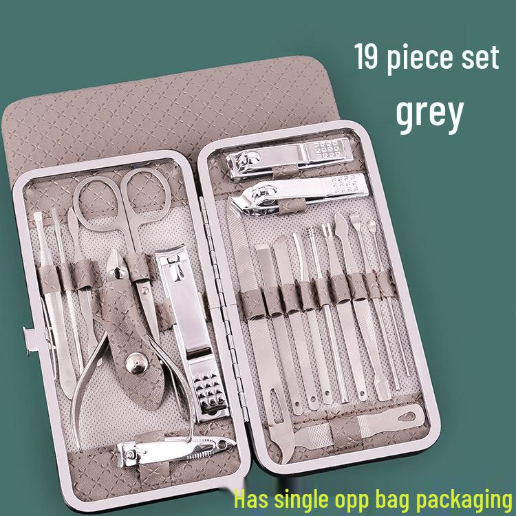 Set de Herramientas de Manicura Tycoon Gold de 19 Piezas con Diseño de Diamantes