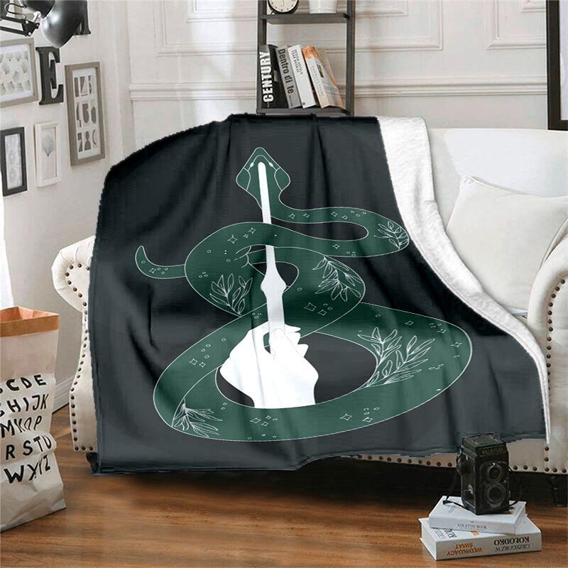 1pc Snake Holding Wand with Stars Cartoon Blanket,Portable Throw for Travel & Camping, All Season Cozy Blanket,Ideal Gift