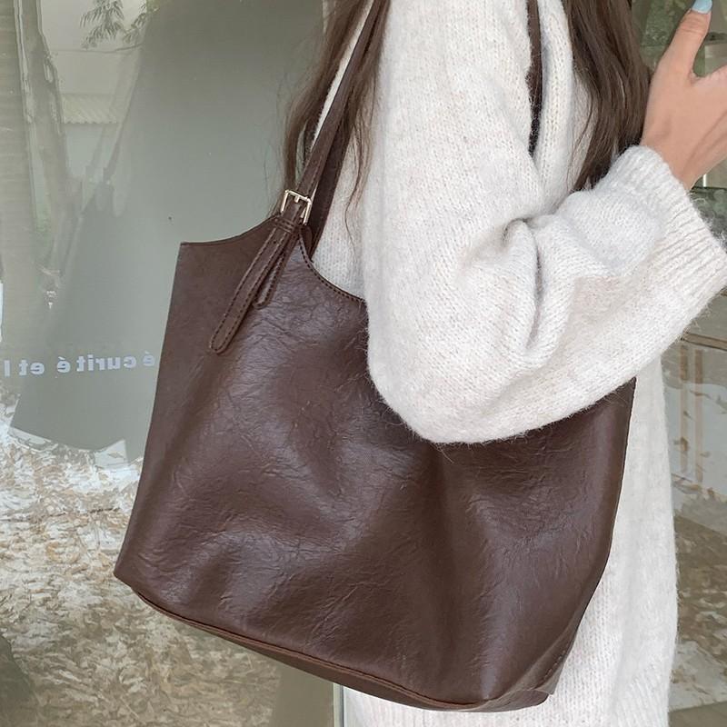 Retro Large Capacity Bag for Women's Bag New Trendy Korean Version of Versatile Tote Bag Fashionable One-shoulder Work Commuting Bag