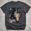 Berner Sennenhund trinkt Eiskaffee Shirt, Lustiges Meme T-Shirt, Kaffee-Liebhaber Geschenk, Berner Sennenhund Besitzer Vintage Tee, Albernes Hund Neuheitsshirt