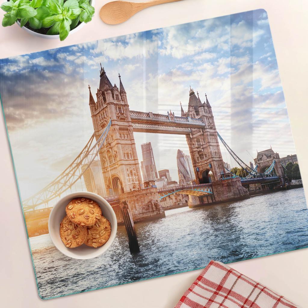 Glass Kitchen Chopping Board with Tower Bridge London Graphic 60x52 Cm