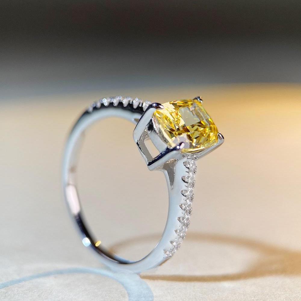 New S925 Sterling Silver Radiant-Cut Yellow Diamond Ring for Women - Hot Sale