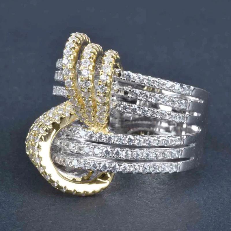 Huitan Gorgeous Fashion Finger Ring Lady Party Jewelry with Bright Zirconia Two-tone Style Design Accessories for Anniversary