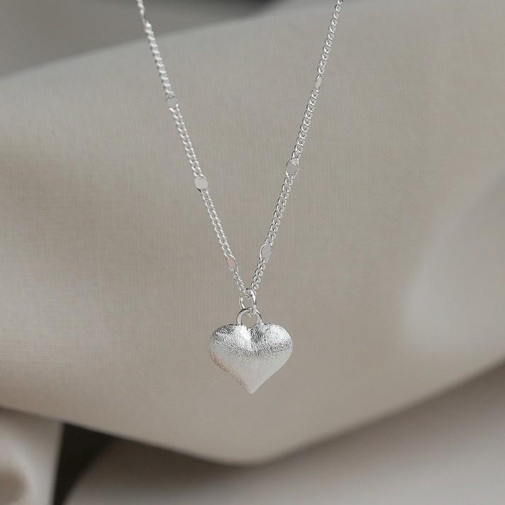 

Anenjery бисер матовое сердце кулон ожерелье для женщин темперамент модный универсальный ключица цепочка ювелирные изделия подарок белый