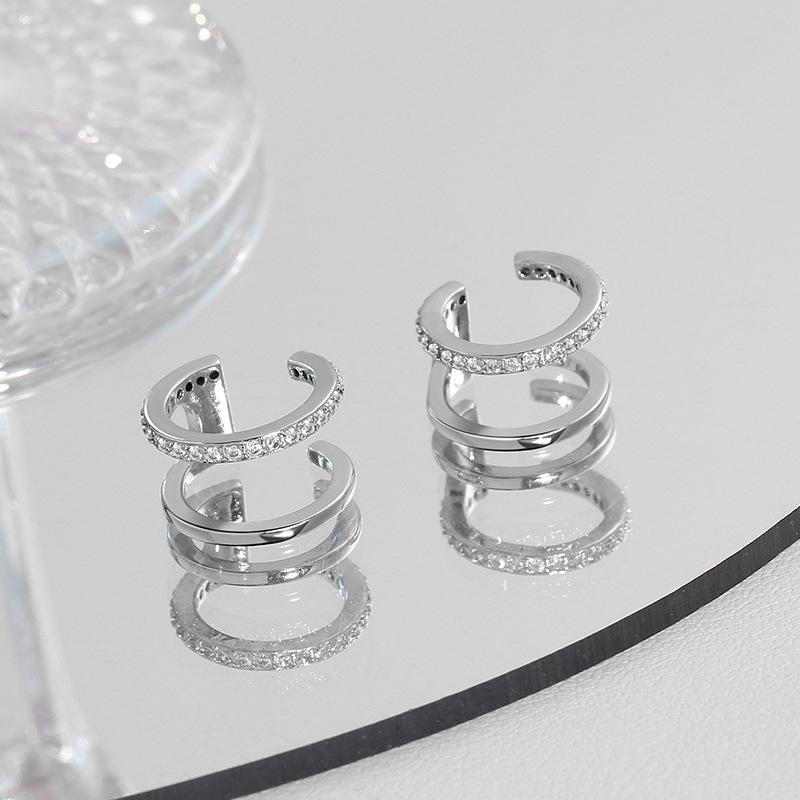 

Elegant Zircon Micro-Set Non-Pierced Ear Cuff for Women
