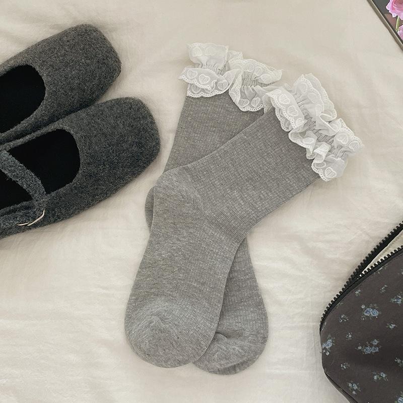

Female Spring and Autumn Sweet Pure Color Pull A Love All Kinds of Big Lace Boneless Tube Pile Socks 1 pair серый