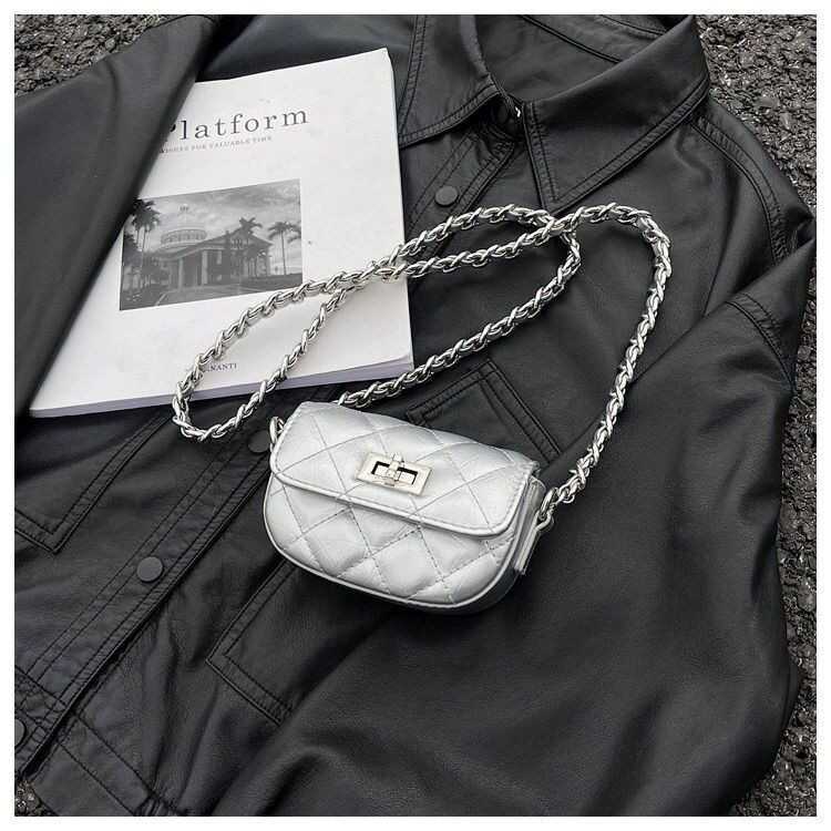 Women's Bags, Small and Fashionable Versatile Chains, Niche Crossbody Bag, Black Mini Coin Wallet, Women