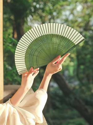 Ink Cheongsam Carved Pattern Pure Color Archaic Folding Fan