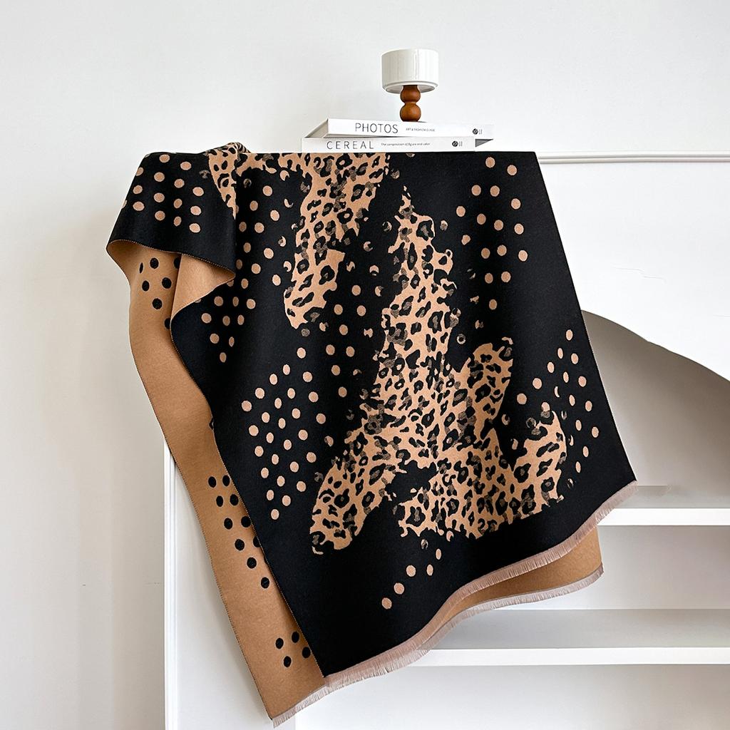 Elegant intellectual style thickened winter shawl women travel versatile multi-functional warm scarf leopard print scarf