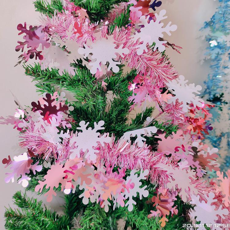Christmas Ribbon Garland & Ornaments: Rattan, Leaves, Snowflakes & Tinsel for Decoration