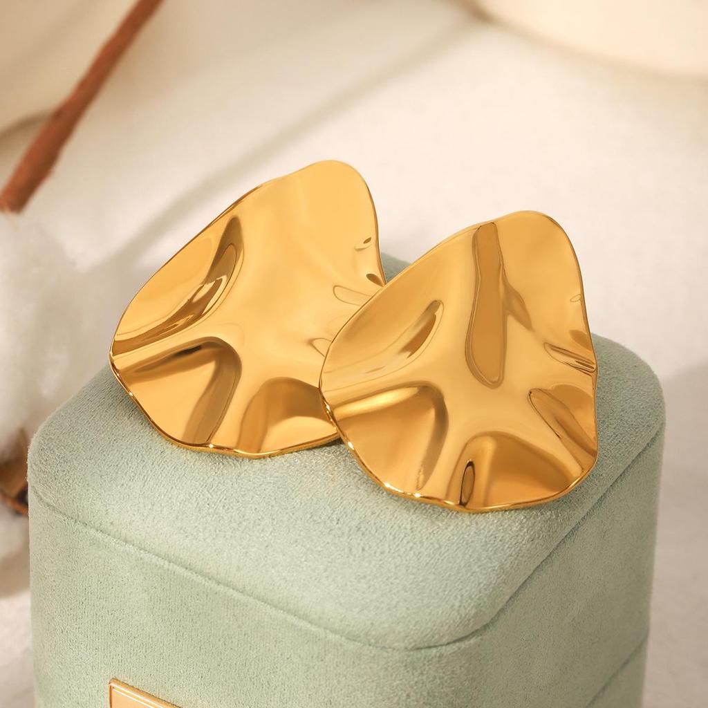 Europäische und amerikanische 18k vergoldete unregelmäßige Edelstahl-Ohrstecker - Leichter Luxus Titan Übertreibter Schmuck