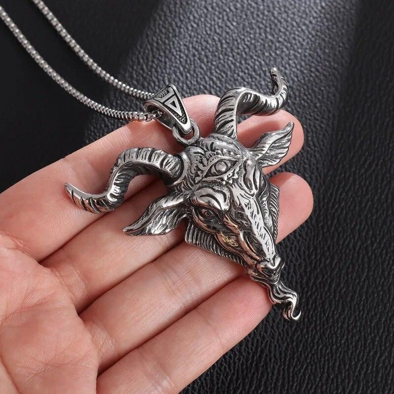 Collana con ciondolo a forma di testa di toro nordico punk retrò per uomo, gioielli classici con personalità animale