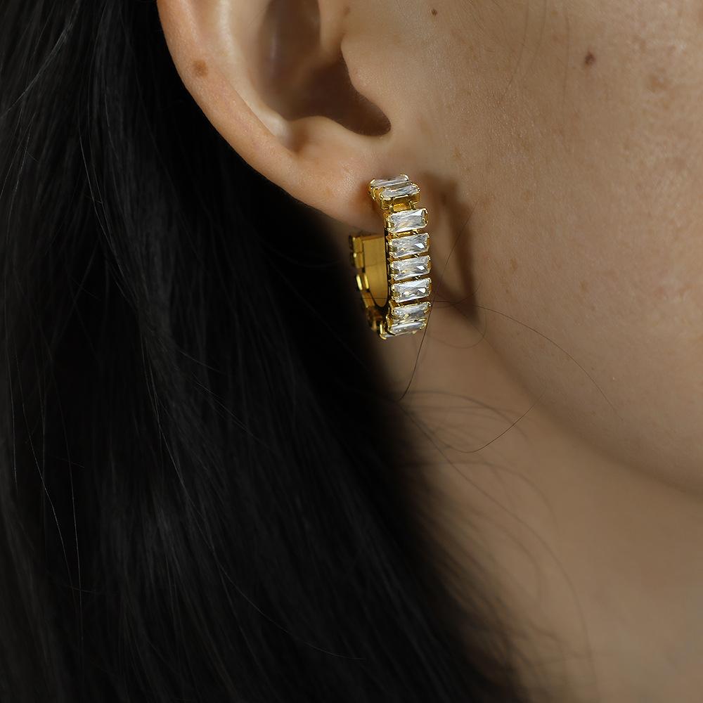 South Korea Dongdaemun cold wind design zircon splicing necklace bracelet earrings set simple