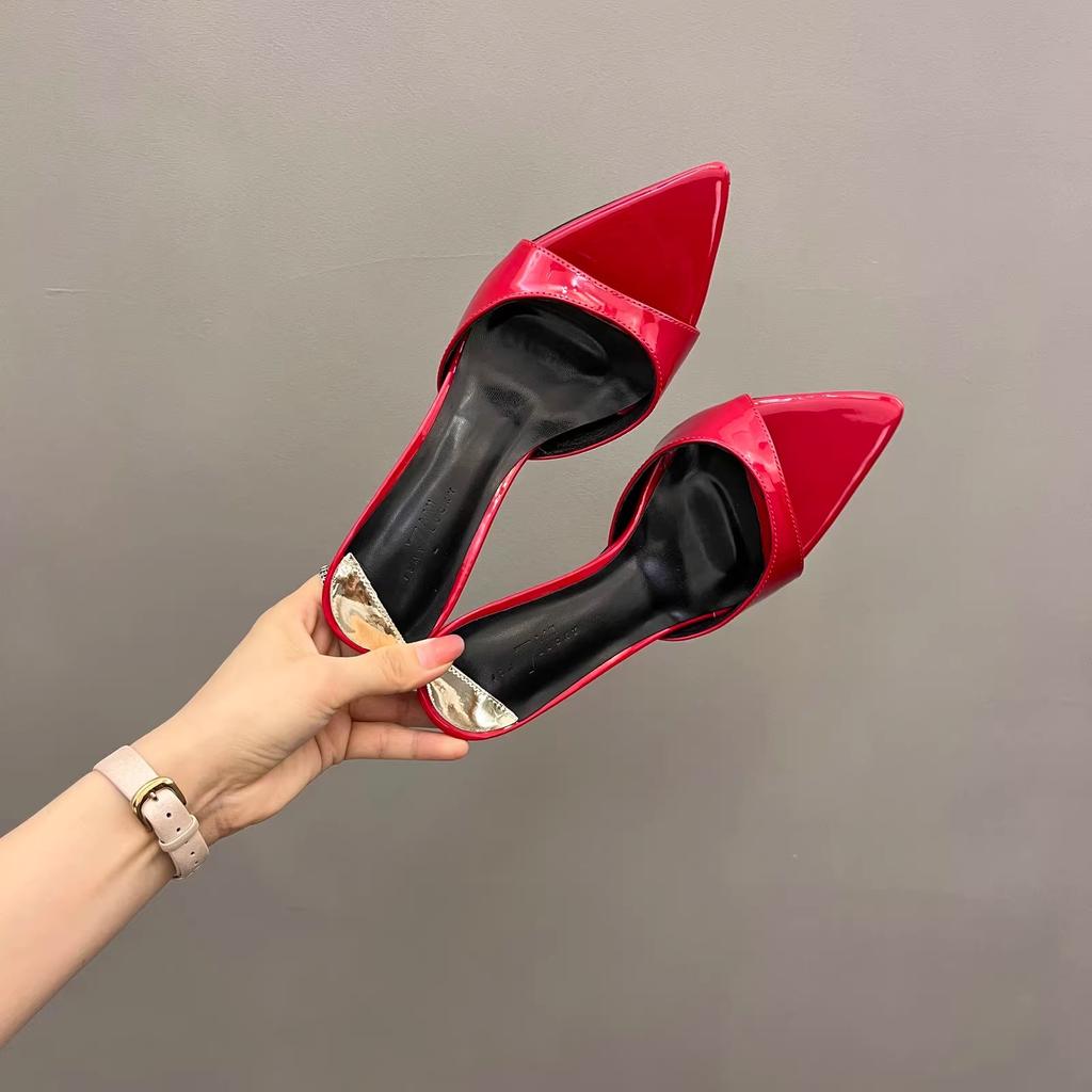 Internet celebrity fashion show legs long high heels slippers women 2025 new summer wear pointed toe stiletto word sandals