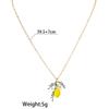 Collana con Ciondolo a Forma di Limone Giallo, Fiorellino e Foglia Verde, Catena Metallica Regolabile per Donna, Gioielli Estivi, Regali