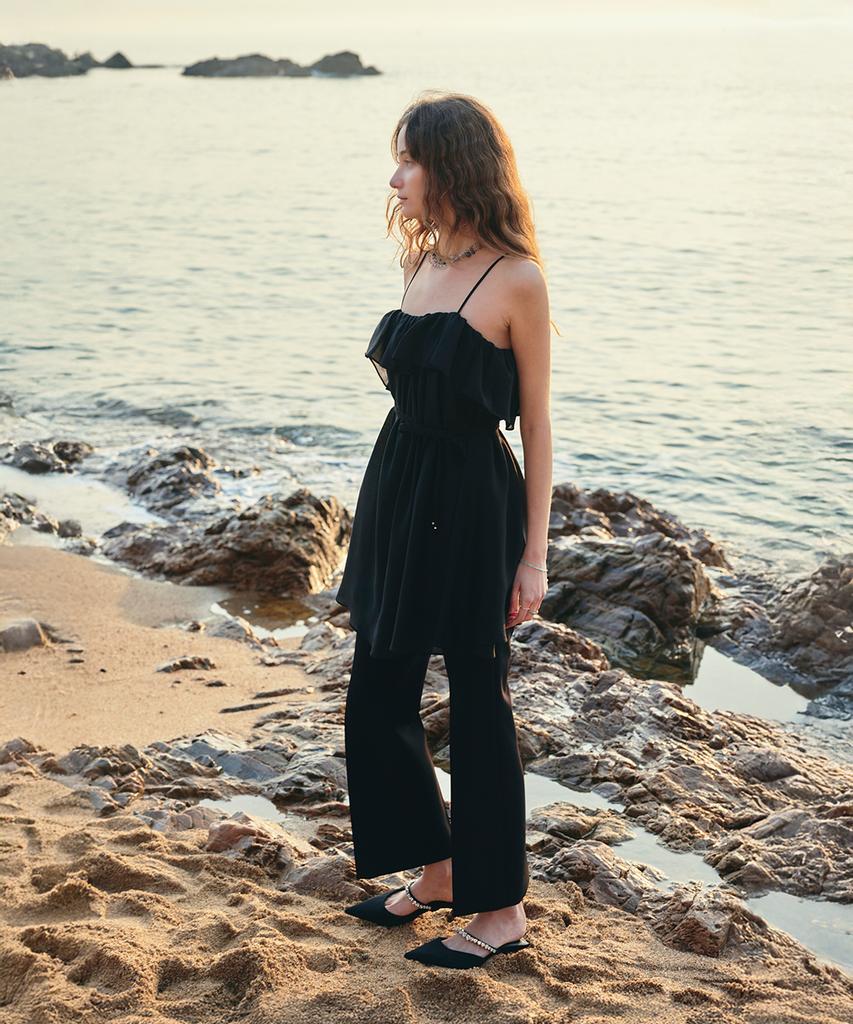 Aiseugadeuneiogongpal Ruffle Tea Dress_Black