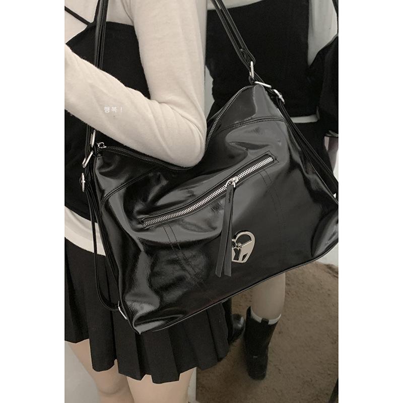 Korean Version of Casual Silver Backpack Bag Women's 2025 New Fashion Korean Version of Tote Bag Large-capacity Shoulder Commuter Bag