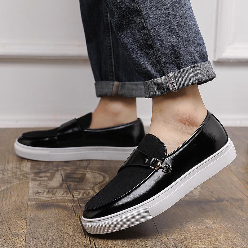 Leather shoes men's metal horse buckle loafers British one-pedal board shoes men's platform retro casual beanie shoes