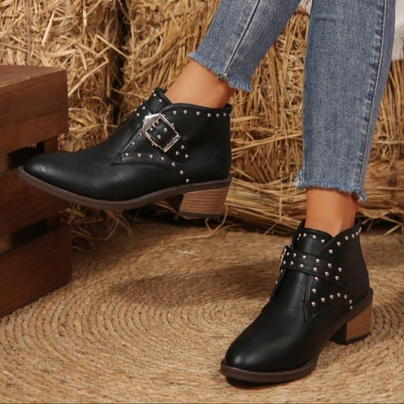 Plus Size Studded Belt Buckle Chelsea Boots 2025 Winter British Style Pointed Toe Mid-heel Martin Boots for Women