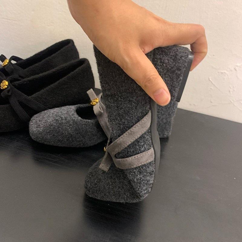 2025 autumn and winter French plush shoes high-end thick heel square head plush single shoes