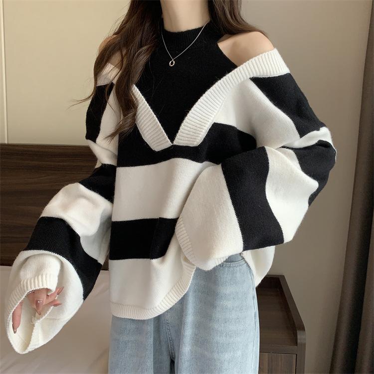 Fake Two Neck Hanging Off Shoulder Long Sleeved Pullover Sweaters for Women In Autumn and Winter Loose and Slimming Chic Tops