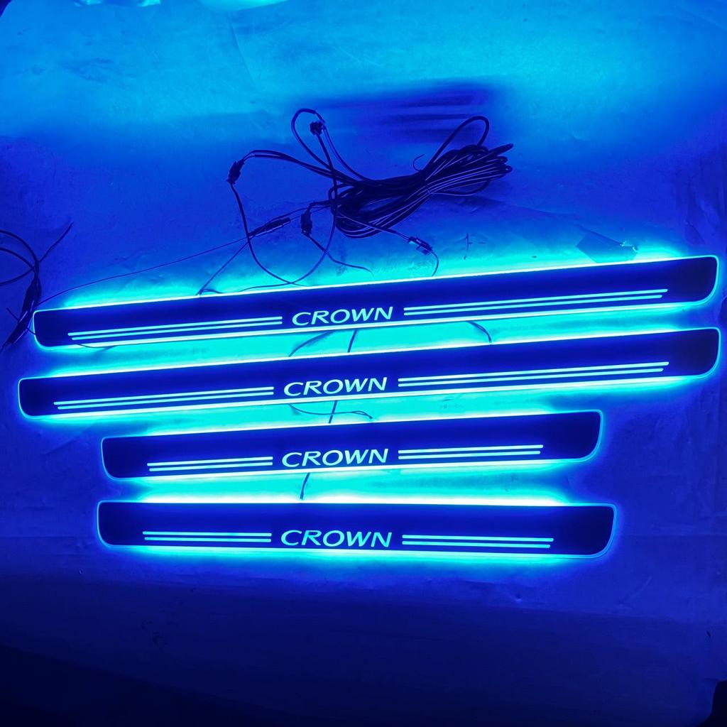 Crown 210/200/180/220 LED Vítací pedály: Sada 4 dynamických tekoucích prahů dveří