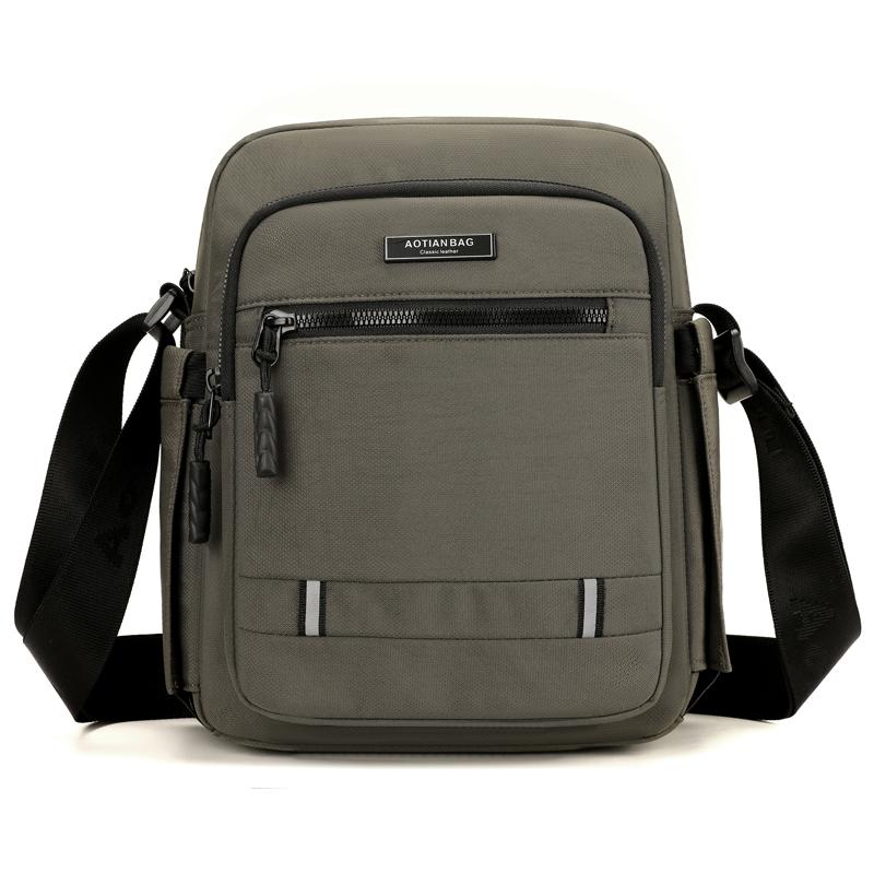 Herren Multifunktionale Outdoor Umhängetasche Mehrschichtige Crossbody Tasche