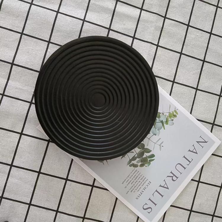 

Овальна дерев яна дошка/піднос з хвилястим краєм для фотографування післяобіднього чаю та десертів