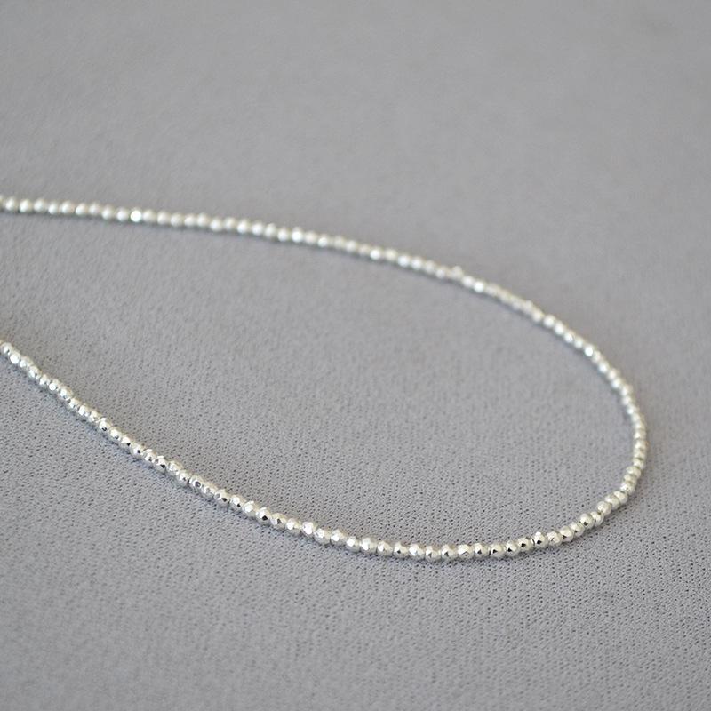Exquisite Minimalist Cool-Tone Silver Faceted Bead Necklace