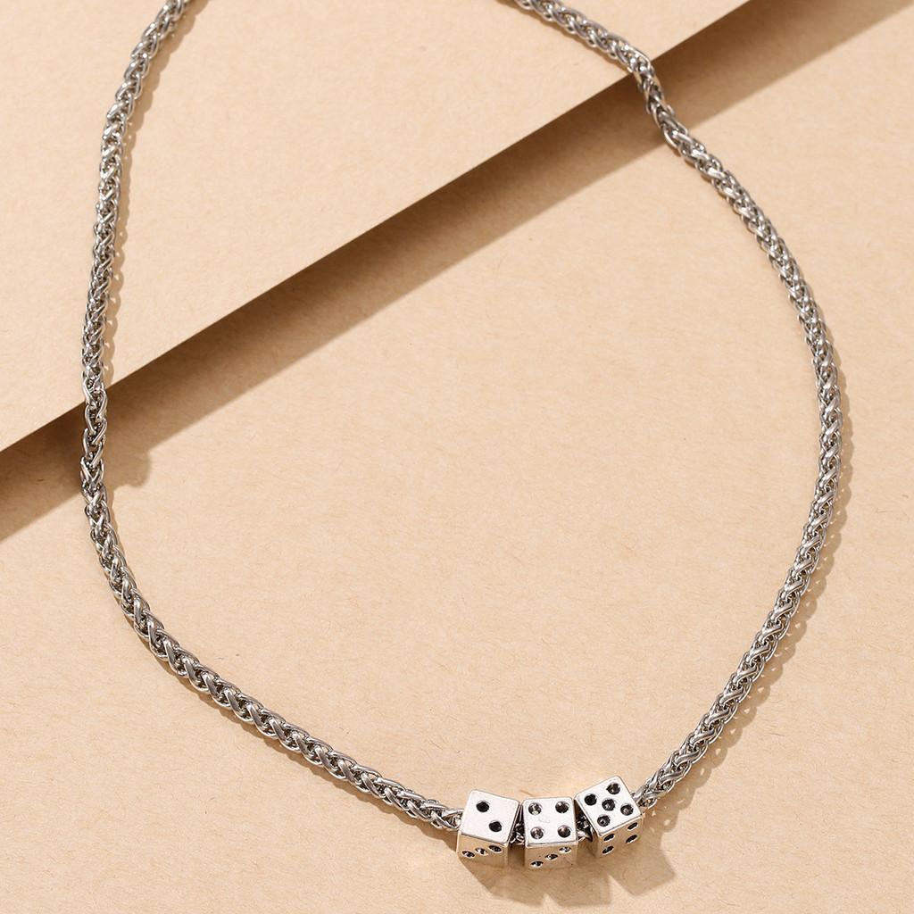Unique Modern Geometric Silver Alloy Necklace For Women Fashionable Versatile Jewelry