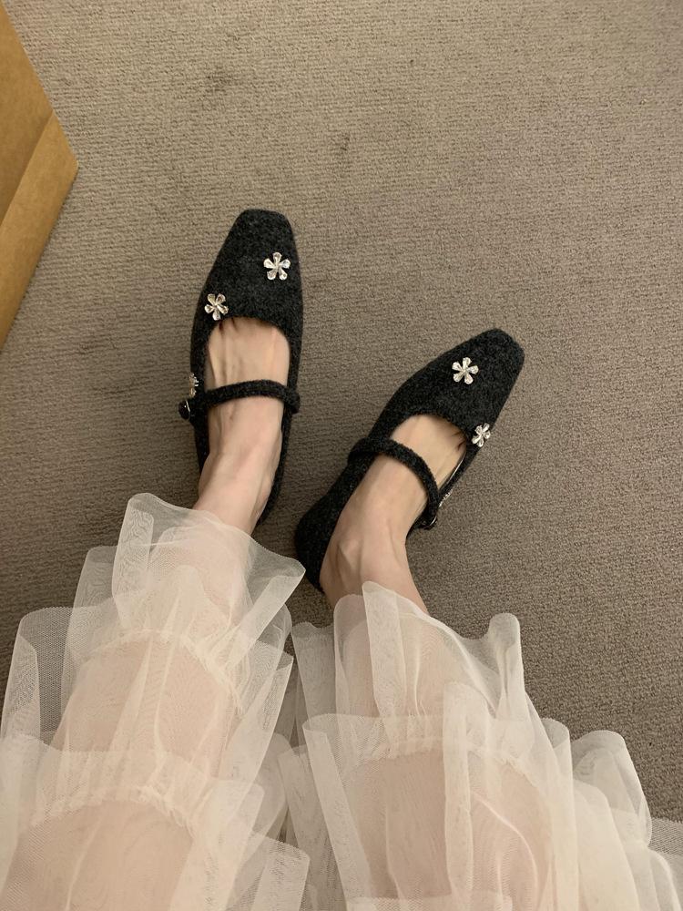 Inner height increase retro evening breeze temperament rhinestone word with Mao Mao single shoes women's shoes autumn and winter with skirts Mary