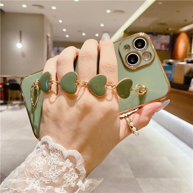 Luxury Gold Plating Bracelet Phone Case For iPhone 14 13 11 Pro Max XR XS 7 8Plus SE2 SE3 12Mini Fashion Heart Wrist Chain Cover