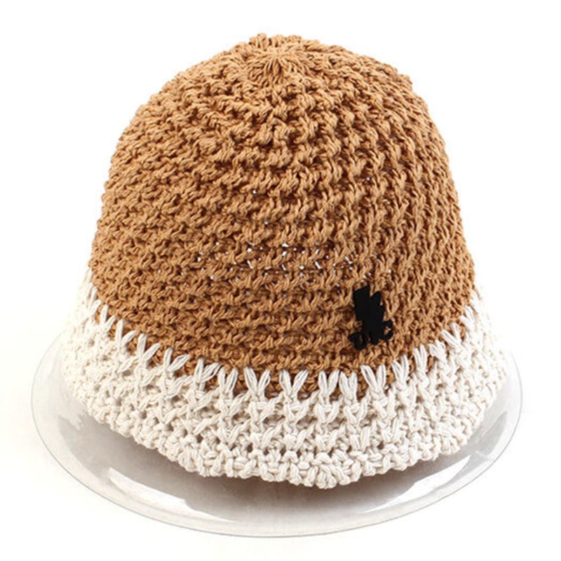 

Универсальная химия Летняя двухцветная бежевая панама FREE