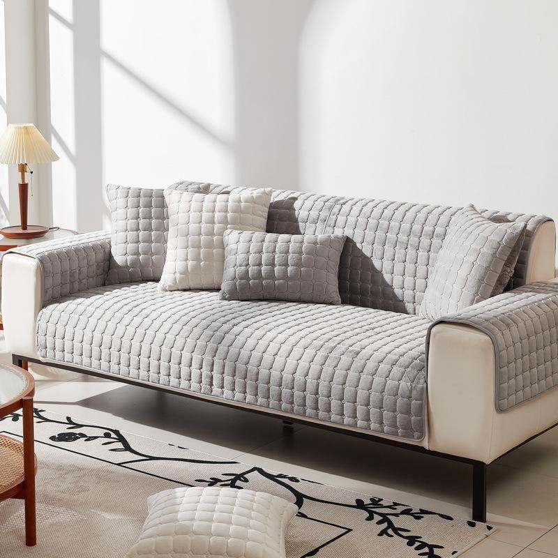 

Universal Plush Sofa Cushion For All Seasons, Plush Leather Non-Slip Thickened Seat Cushion, Simple And Modern All-Inclusive Sofa Towel Cover 70*70cm