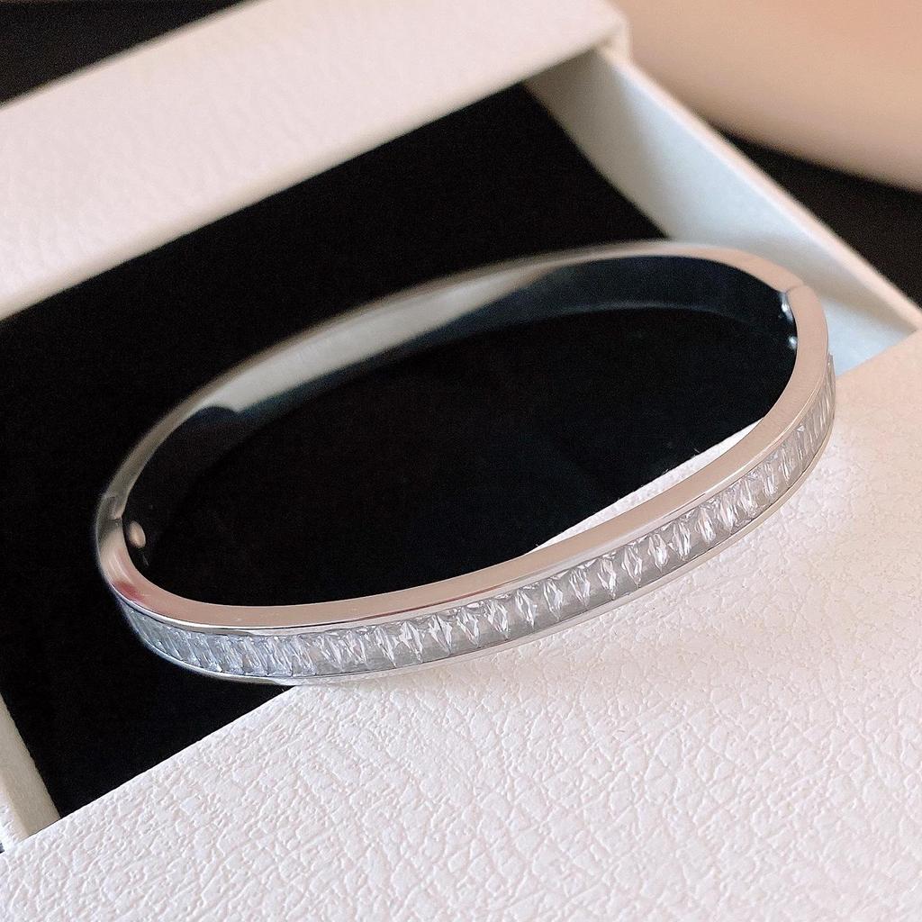 Stainless Steel Geometric Zircon Buckle Bangle - Elegantly Stylish Bracelet for Women
